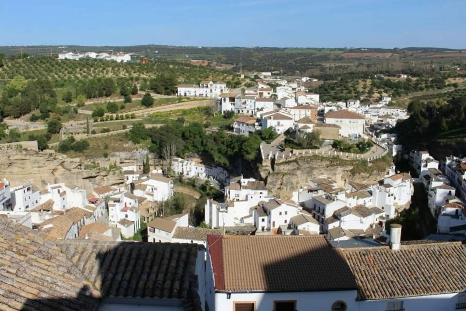 Alojamiento Rural Carmen Setenil De Las Bodegas Exterior foto