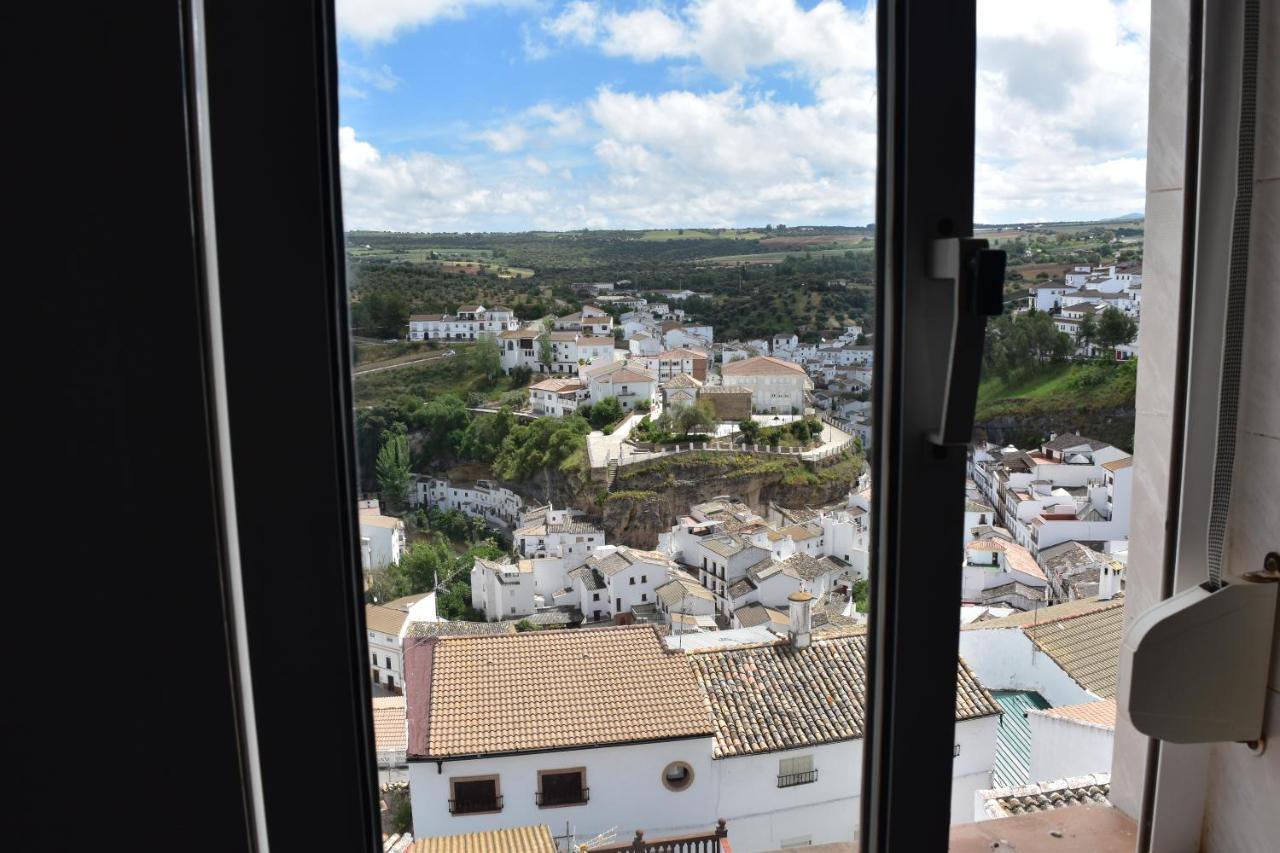 Alojamiento Rural Carmen Setenil De Las Bodegas Exterior foto