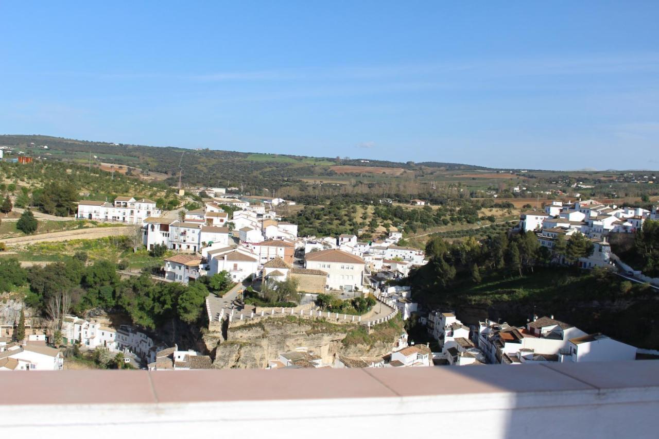 Alojamiento Rural Carmen Setenil De Las Bodegas Exterior foto